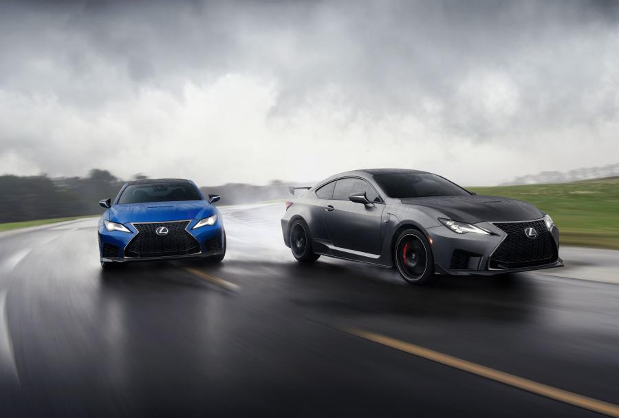  Lexus RC F 2019 года  (NA) (фото 7 из 8)